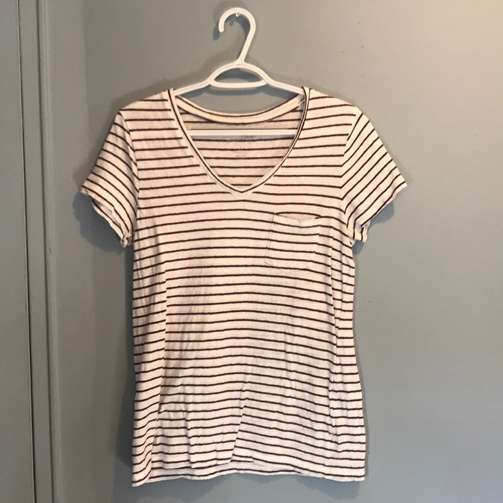 Universal Thread T-shirt
